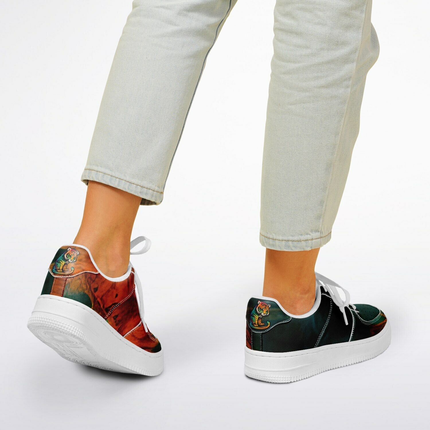 Tiger Nova Sneakers